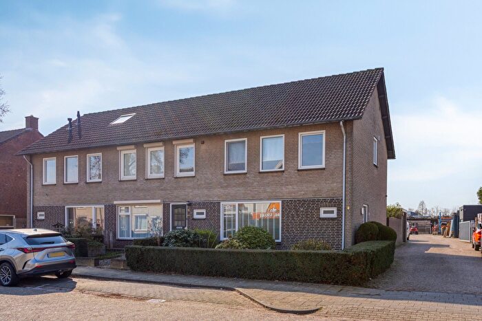 5-kamerhuis te koop in Helmond – Kastanjehoutstraat, Akkers