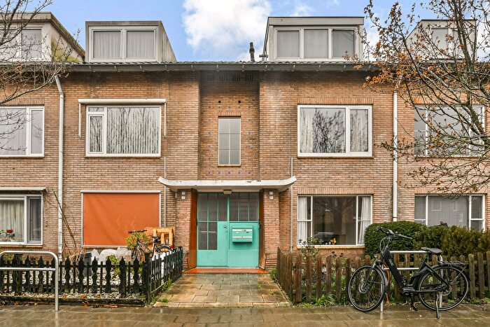 2-kamerappartement te koop in Stadshart, Amstelveen