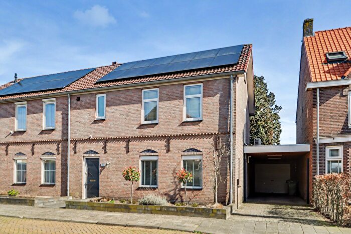 4-kamerhuis te koop in Kaatsheuvel – Julianastraat, Rooi Dorp