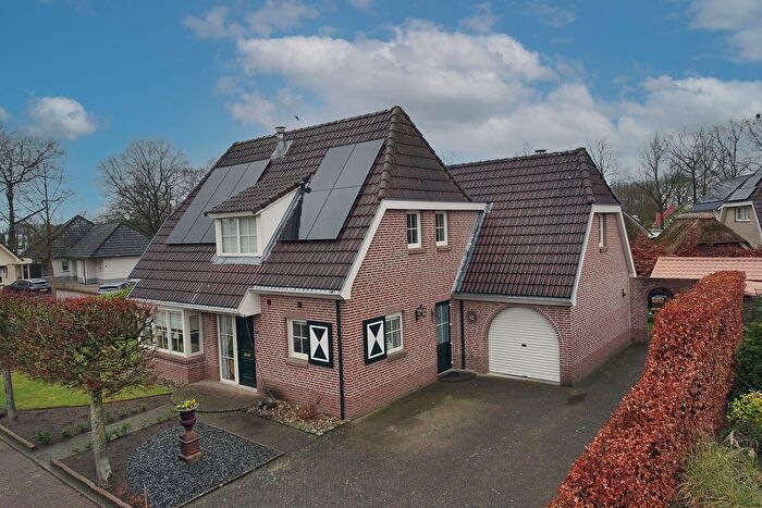 6-kamerhuis te koop in 't Zwering, Enschede