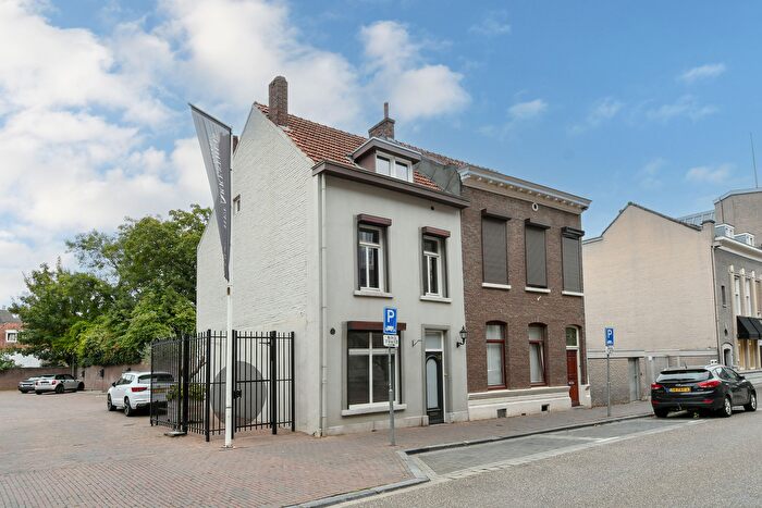 8-kamerhuis te koop in Roermond – Pollartstraat, Binnenstad