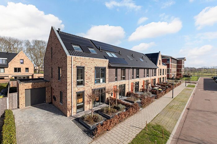 6-kamerhuis te koop in Numansdorp – Lavas, Numansdorp Woonkern