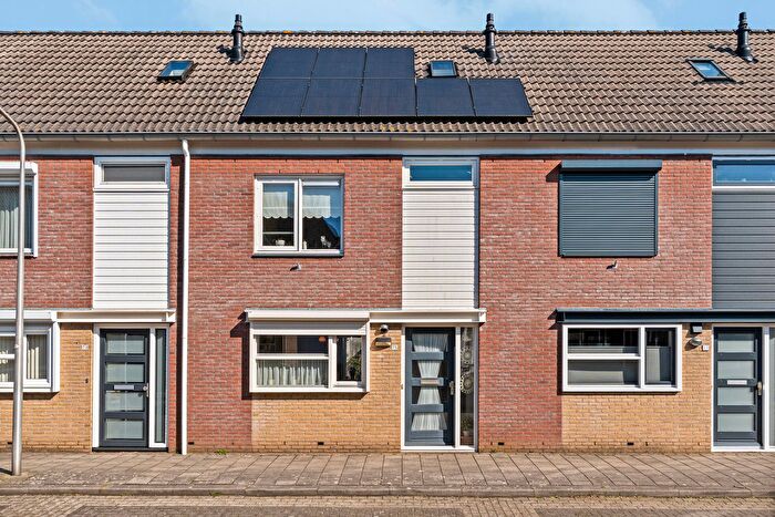 5-kamerhuis te koop in Raalte Centrum, Raalte