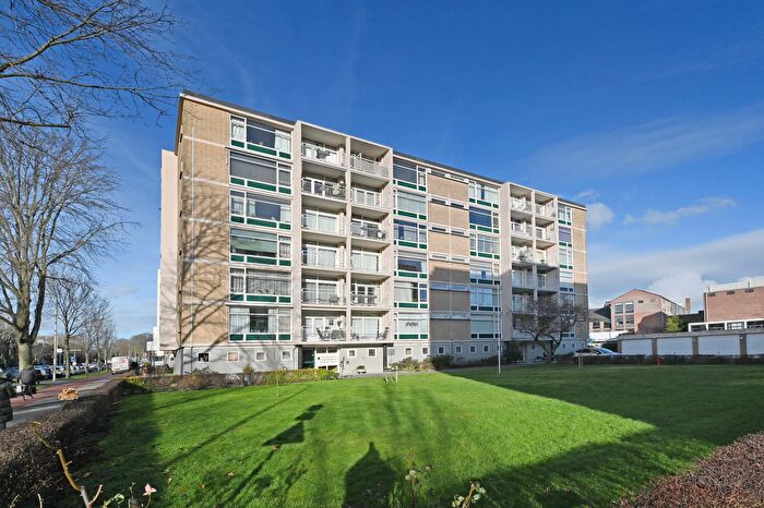 4-kamerappartement te koop in Den Haag – Groen van Prinstererlaan, Rosenburg