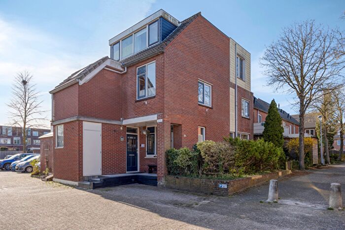 6-kamerhuis te koop in Hoofddorp – Alholm, Hoofddorp Bornholm Oost