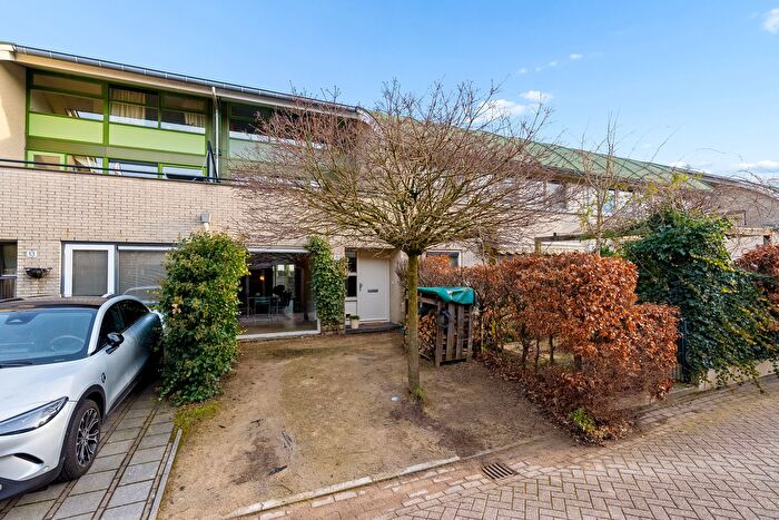 5-kamerhuis te koop in Filmwijk Bouwrai Zuid, Almere