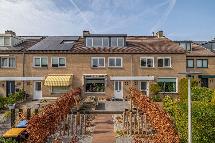 7-kamerhuis te koop in Componistenbuurt, Lisse