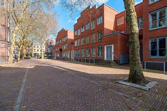4-kamerappartement te koop in Utrecht – Mariaplaats, Lange Elisabethstraat, Mariaplaats en omgeving