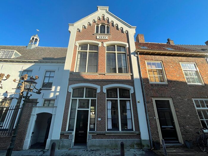 Koop en Huur Huizen - 3
