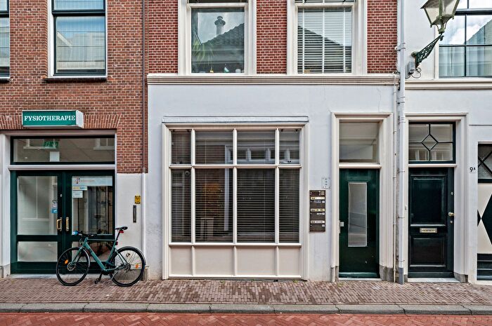 2-kamerappartement te koop in Den Haag – Laan van Roos en Doorn, Willemspark