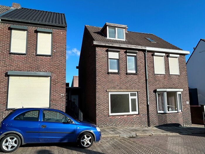 4-kamerhuis te koop in Hoensbroek-Centrum, Hoensbroek