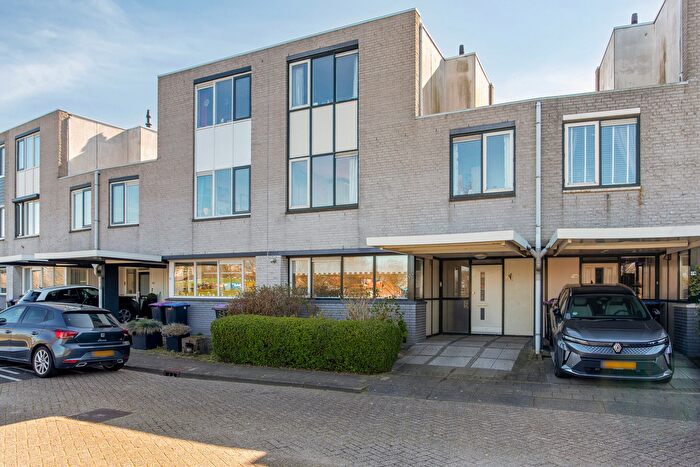 5-kamerhuis te koop in Maaswijk-Zuidwest, Spijkenisse