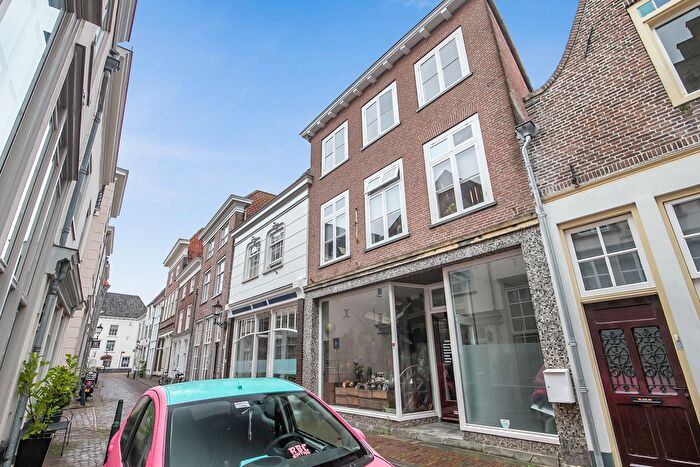 Koop en Huur Huizen - 3