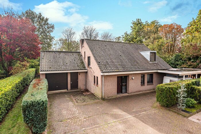 6-kamerhuis te koop in Vaartbroek, Eindhoven
