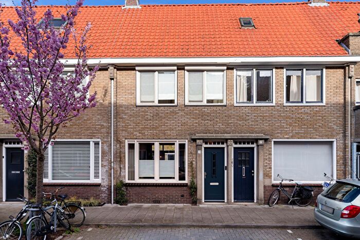 4-kamerhuis te koop in Kruidenbuurt, Eindhoven