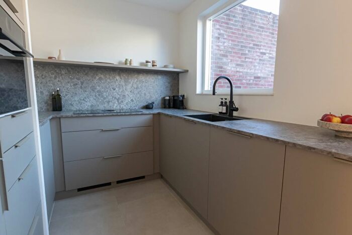 Koop en Huur Huizen - 3