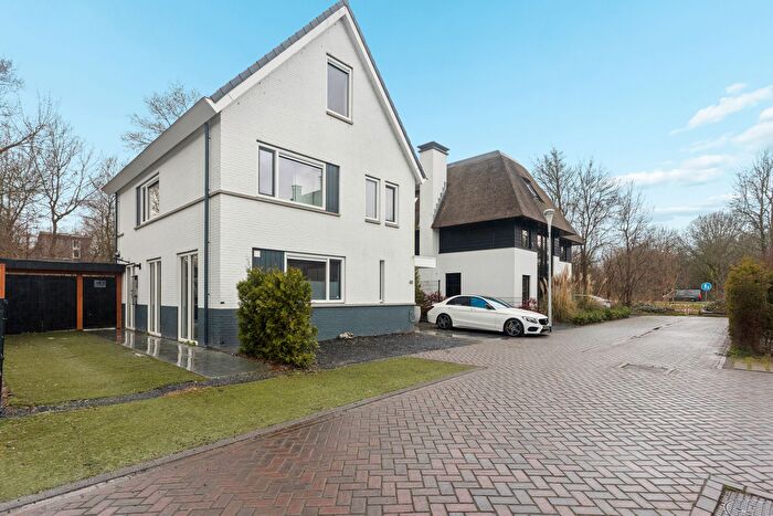 7-kamerhuis te koop in Almere – Woudlaar, De Laren Noord
