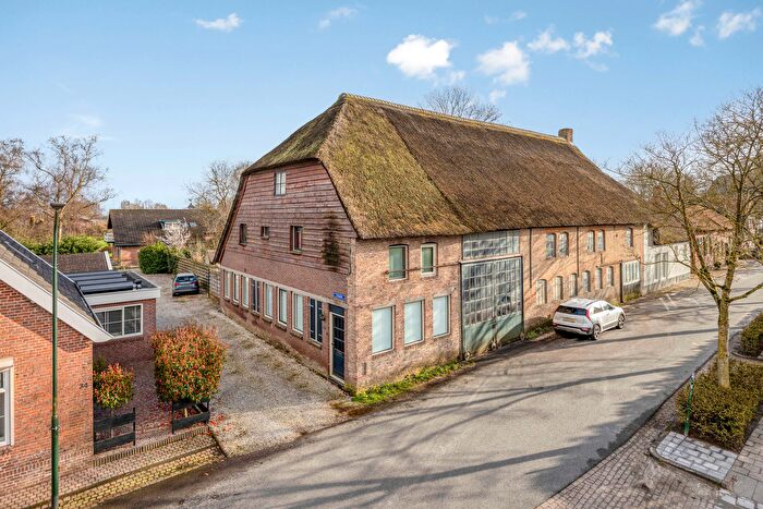 4-kamerhuis te koop in Almkerk oost, Almkerk
