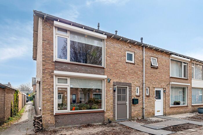 5-kamerhuis te koop in Waalwijk – Bolderikstraat, Bloemenoord