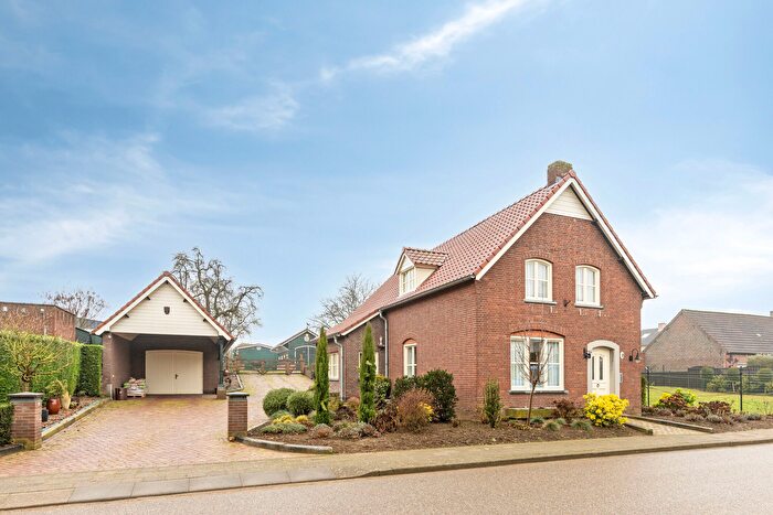 5-kamerhuis te koop in Maasbracht – Hofstraat, Brachterbeek