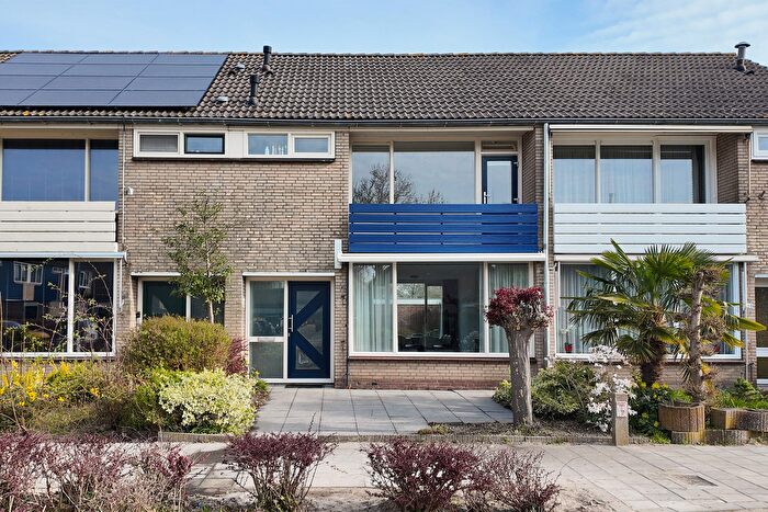 5-kamerhuis te koop in Noordlangeweg, Willemstad