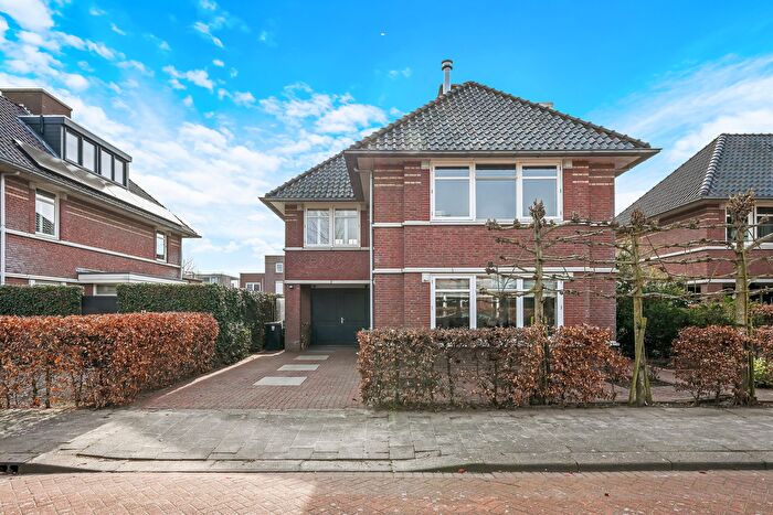 6-kamerhuis te koop in Rotterdam – Pablo Picassostraat, Nesselande