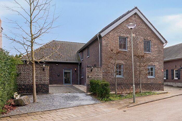 10-kamerhuis te koop in Grevenbicht, Grevenbicht