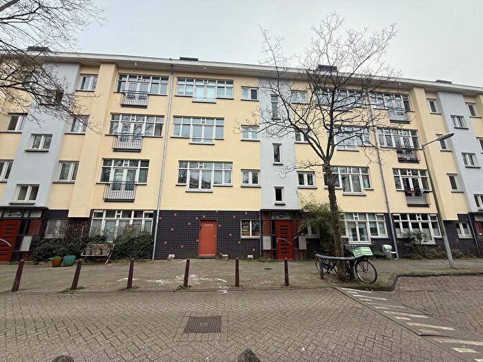 5-kamerappartement te huur in Transvaalbuurt-West, Amsterdam