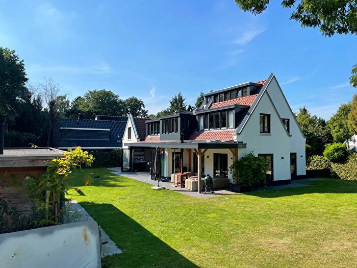 7-kamerhuis te huur in Rijksweg-Zuid, Laren (NH)