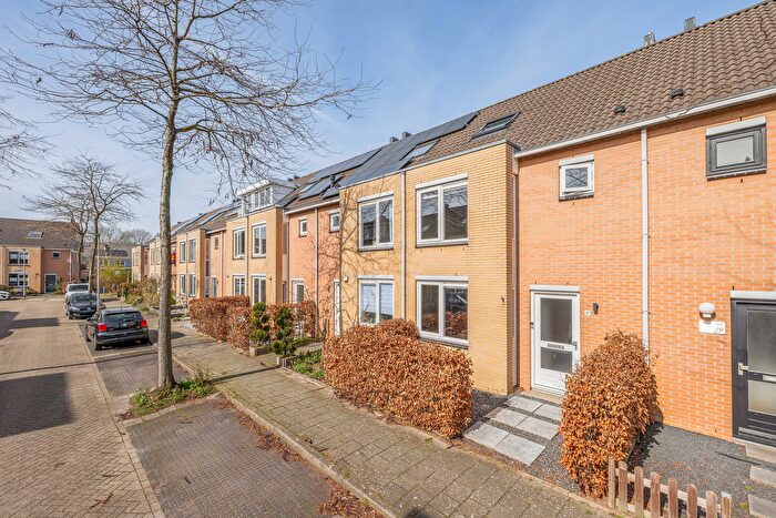 5-kamerhuis te koop in Evenaar-Oost, Alphen aan den Rijn