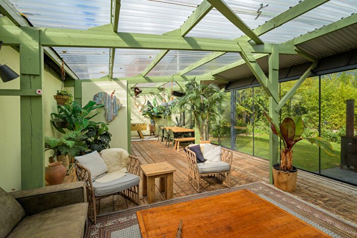 Koop en Huur Huizen - 3