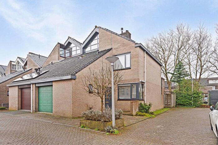5-kamerhuis te koop in Krommeweg-Zuid, Hendrik-Ido-Ambacht