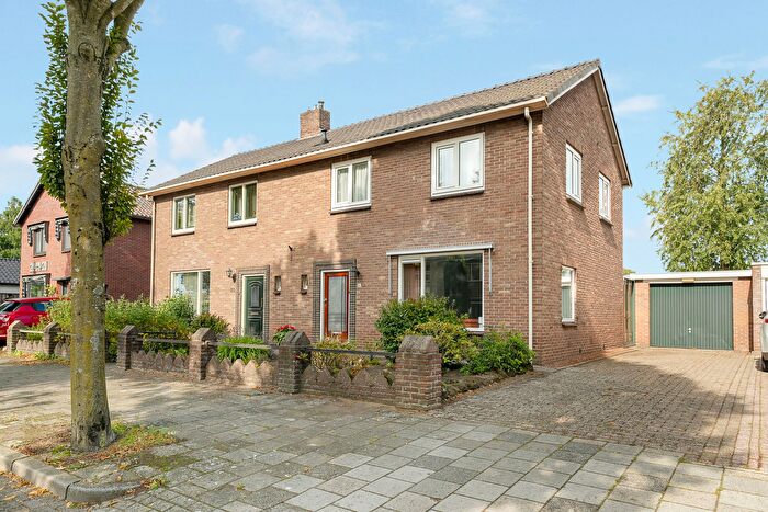 6-kamerhuis te koop in Overig Stad Hardenberg, Hardenberg