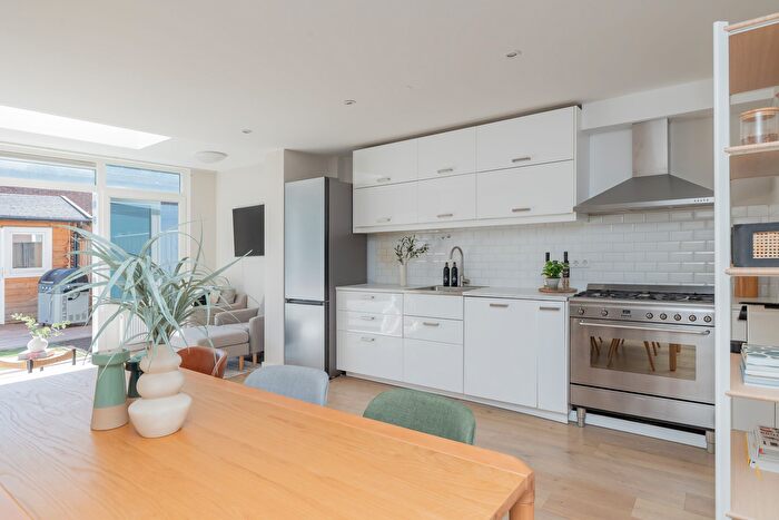 Koop en Huur Huizen - 3