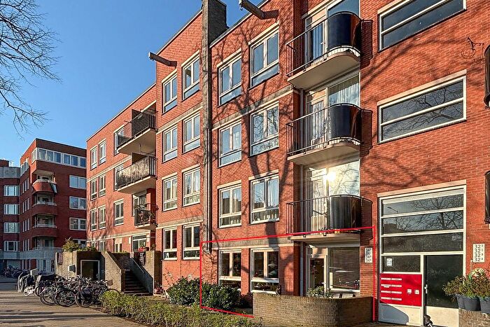3-kamerappartement te koop in Amsterdam – Sumatraplantsoen, Sumatraplantsoenbuurt