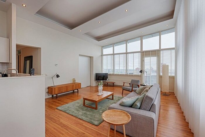 2-kamerappartement te huur in Laakhaven-Oost, Den Haag