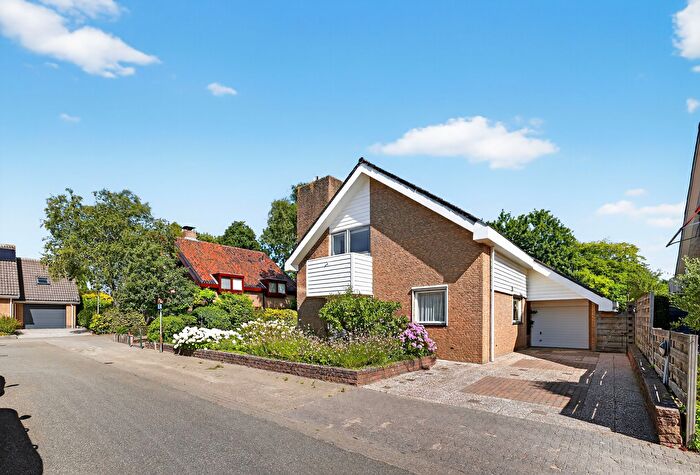 6-kamerhuis te koop in Sommelsdijk vogelbuurt west, Sommelsdijk
