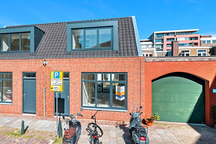 3-kamerappartement te koop in Den Haag – Roerstraat, Oud Scheveningen
