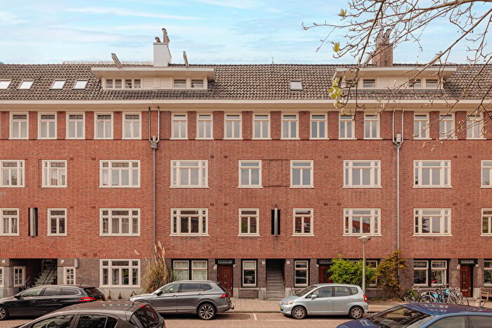 3-kamerappartement te koop in Amsterdam – Paramariboplein, Paramariboplein e.o.