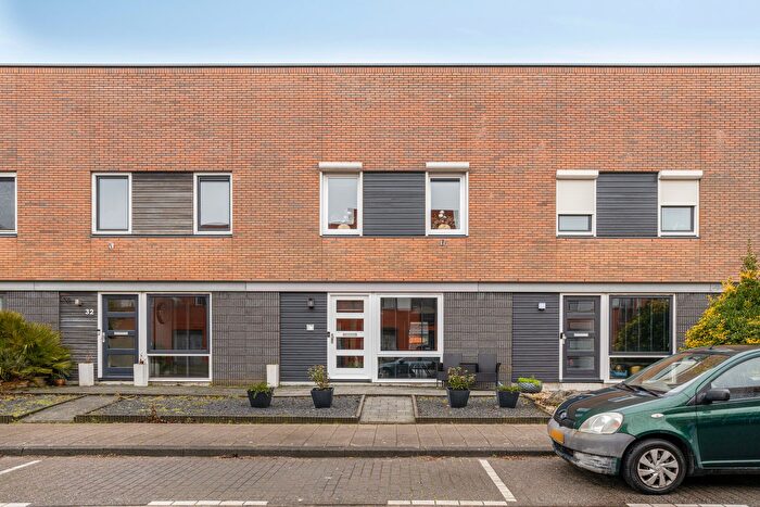 4-kamerhuis te koop in Bergse Plaat, Bergen op Zoom