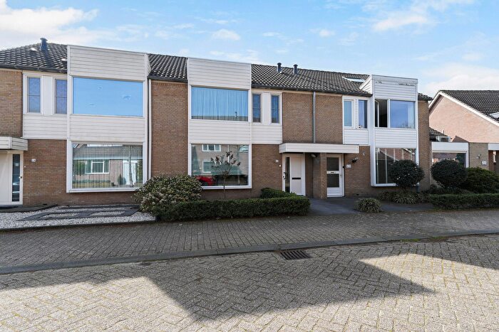 5-kamerhuis te koop in Kaatsheuvel – Waterlaat, Heikant