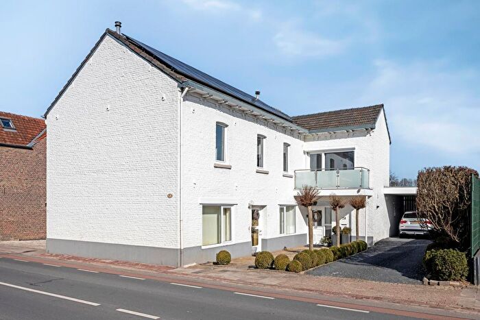 8-kamerhuis te koop in Schin op Geul – Strucht, Strucht