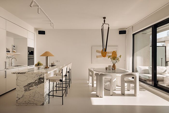 3-kamerappartement te koop in Van der Leekbuurt, Amstelveen