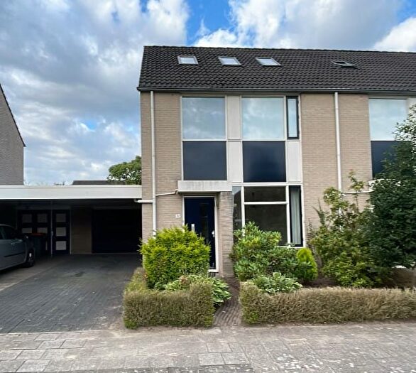 6-kamerhuis te huur in De Graven Es, Oldenzaal