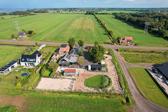 6-kamerhuis te koop in Follega – Straatweg, Follega