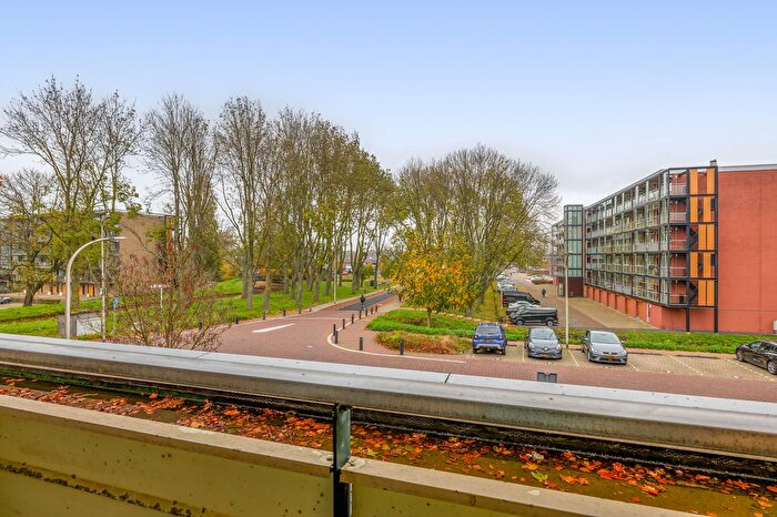4-kamerappartement te koop in Pijnacker – Nobellaan, Pijnacker Noord