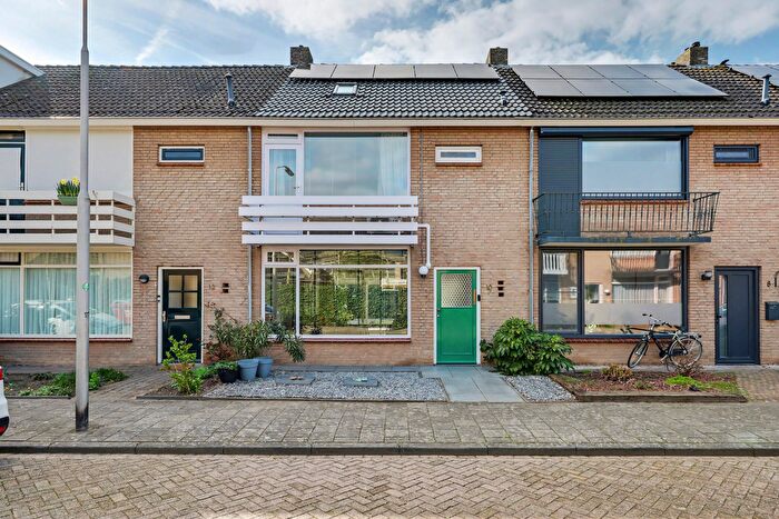 6-kamerhuis te koop in Vijfhoeven, Vlijmen