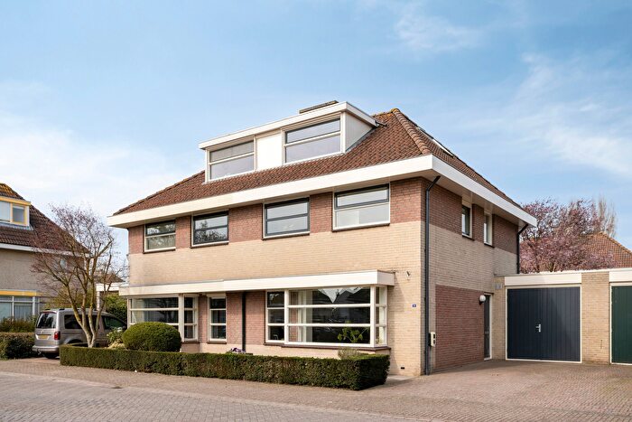 5-kamerhuis te koop in Den Bosch – Regenwulplaan, Kom Engelen