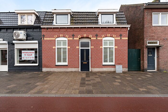 4-kamerhuis te koop in Doornakkers-West, Eindhoven