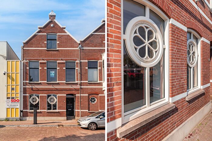 4-kamerhuis te koop in Kalkhaven, Dordrecht